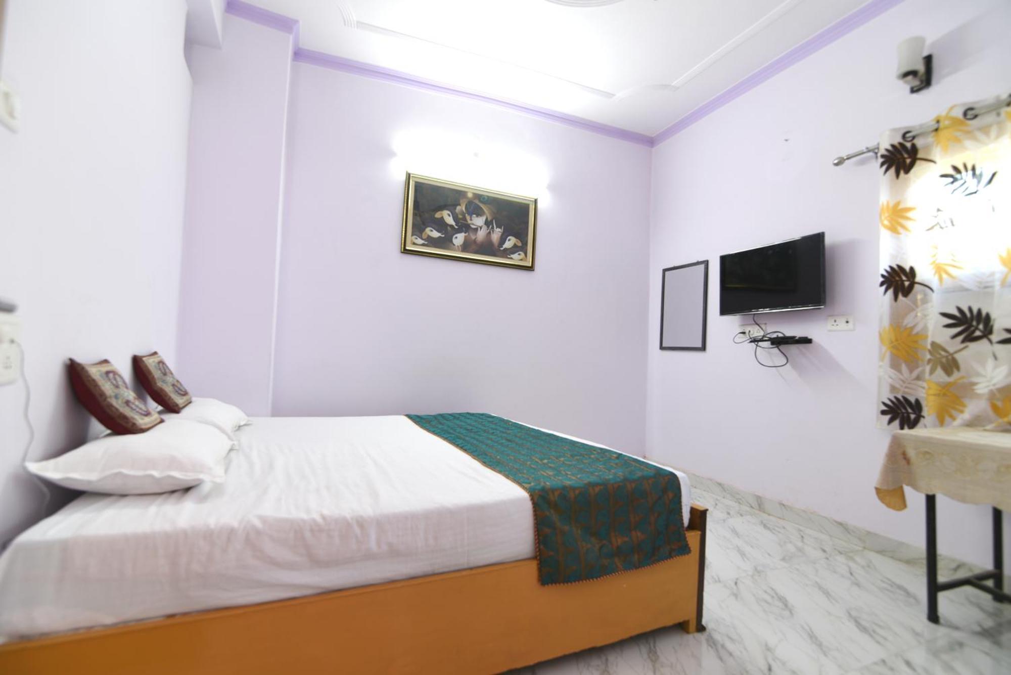 Ds Residency Varanasi-Prime Location-Parking מראה חיצוני תמונה